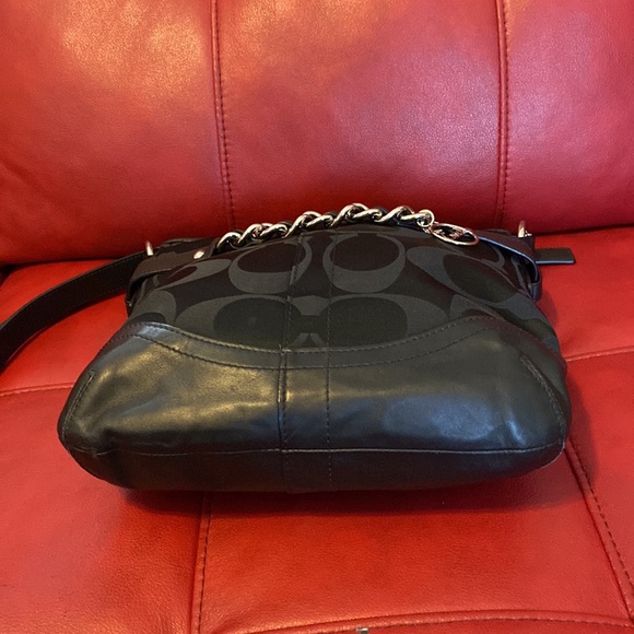 Coach black crossbody shoulder bag - Picture 5 of 10